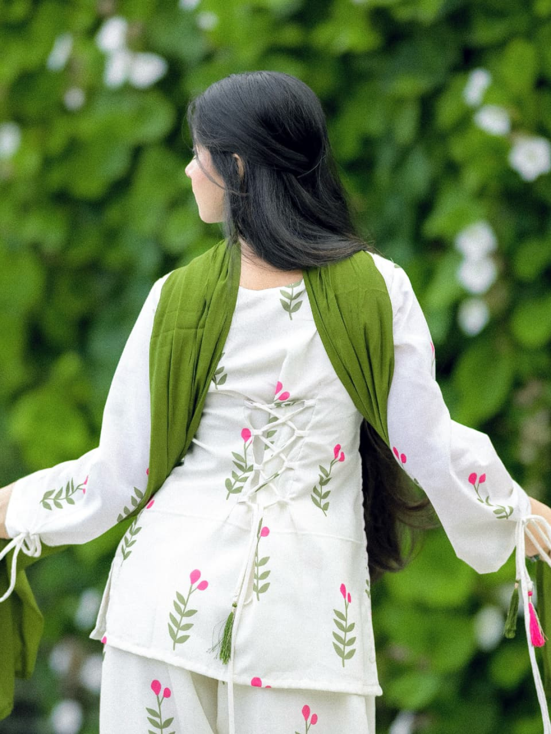 Petal Perfect Contemporary Cotton Suit Set