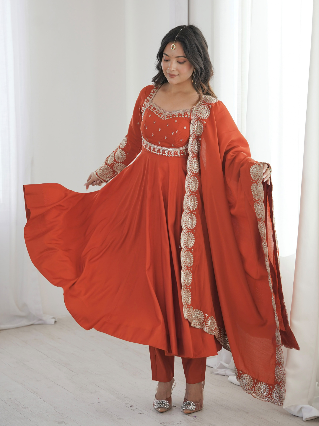 Elegant Aura Embroidered Anarkali