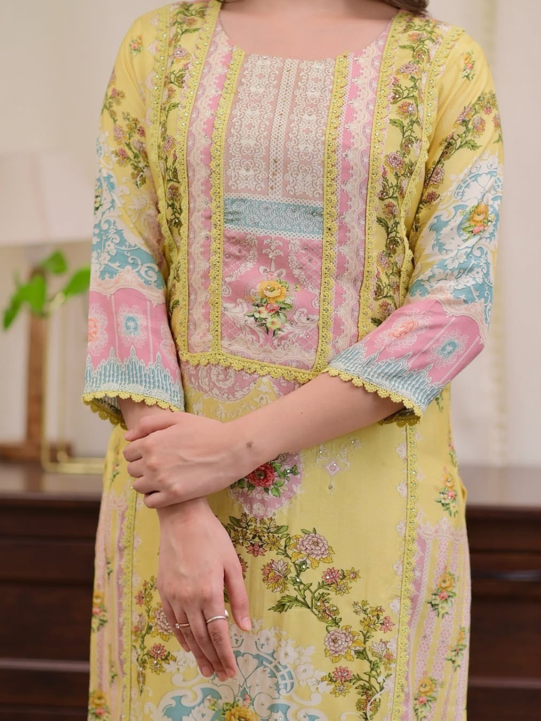 Sunshine And Pastels Soft Loom Dupatta Set