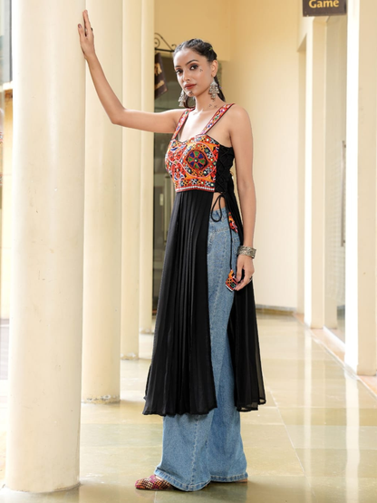 Midnight Muse – Gamthi Kurti