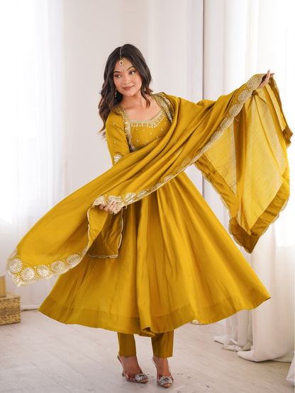 Elegant Aura Embroidered Anarkali