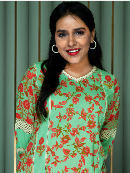 Light Green Floral Print Kurti With Lace Detailing