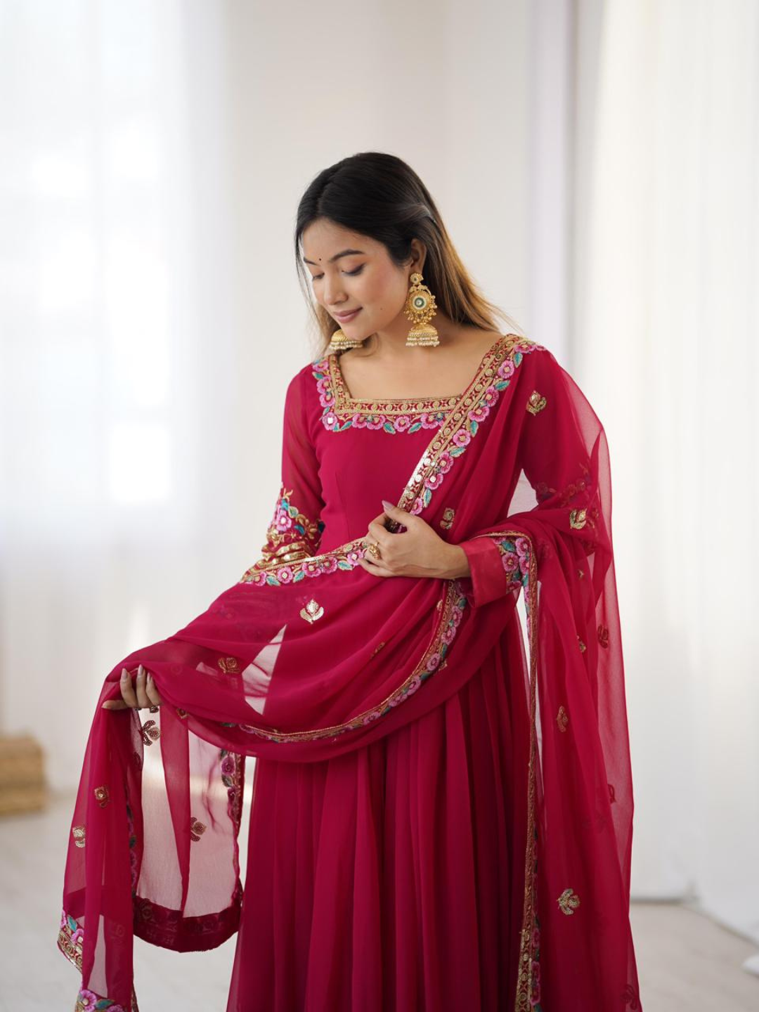 Elegant Festive Georgette Dupatta Set