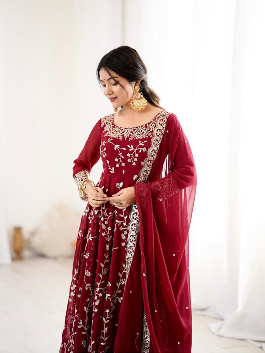Regal Radiance Festive Anarkali Set