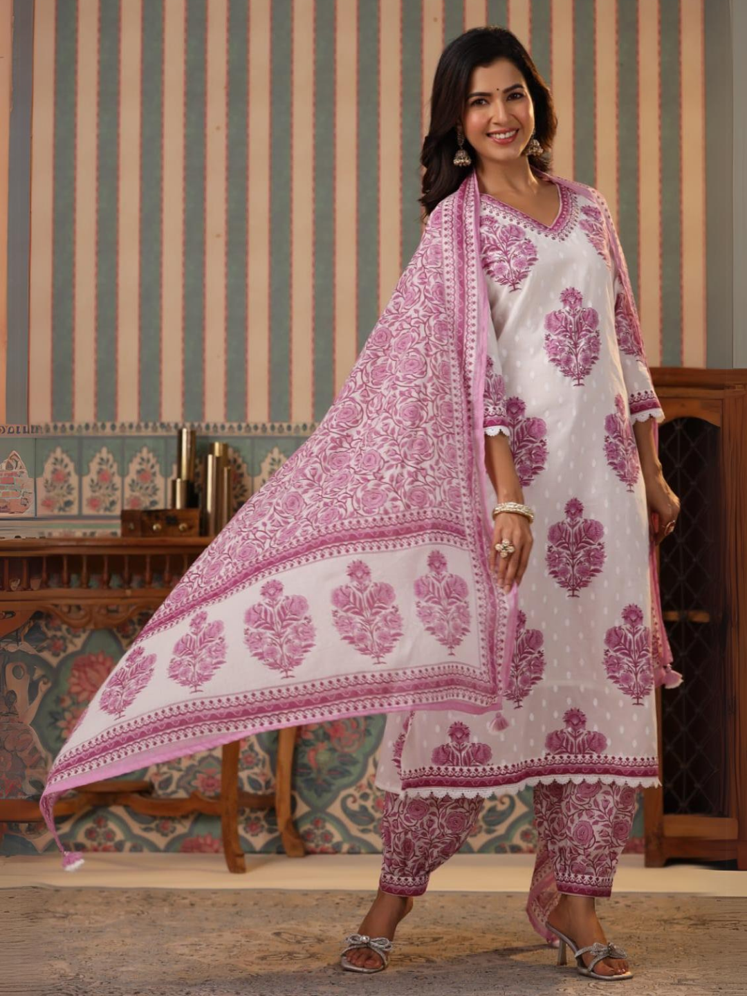 White Dobby Cotton Dupatta Set with Pink Motifs