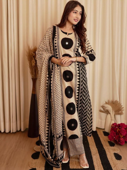 Ajrakh Charm in Everyday Cotton