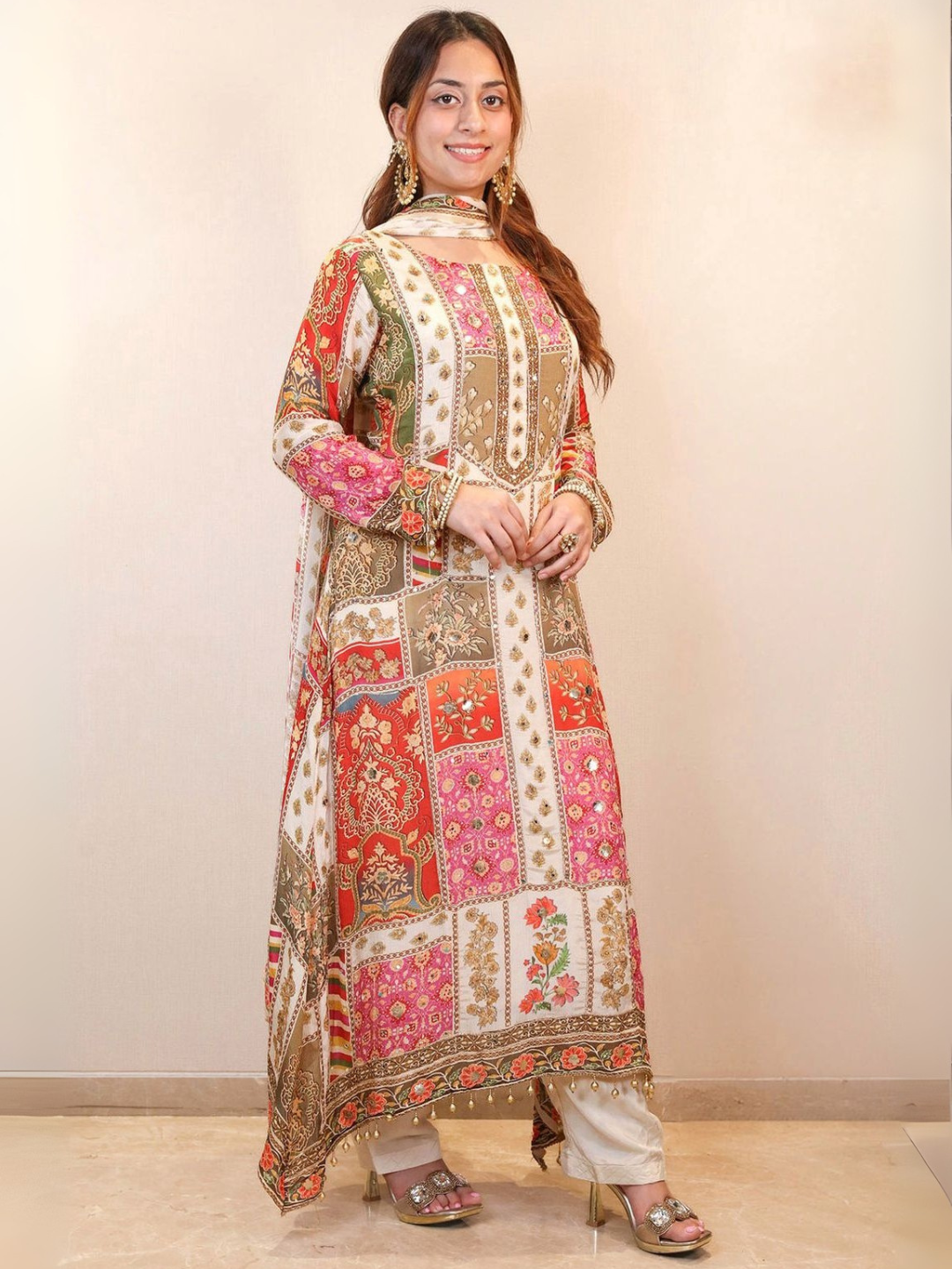 Chinon Silk Digital Print Dupatta Set