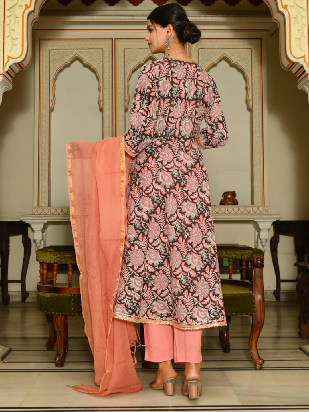 Blush Noir Kalamkari Wrap Set