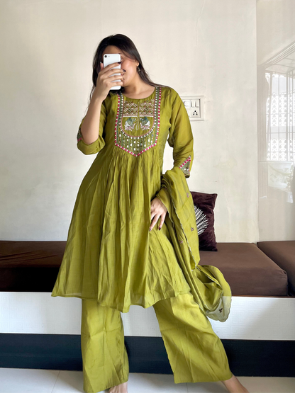 Olive Grace Mul Cotton Dupatta Set