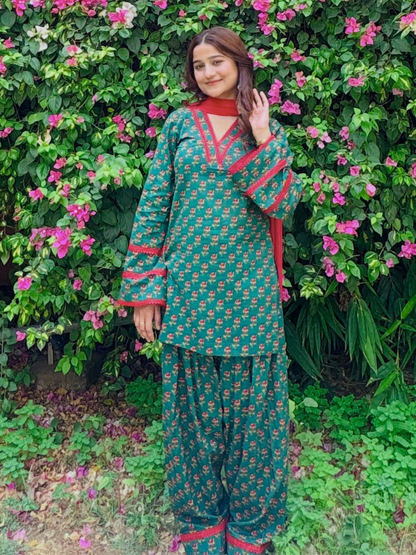 Contemporary Farsi Crepe Dupatta Set
