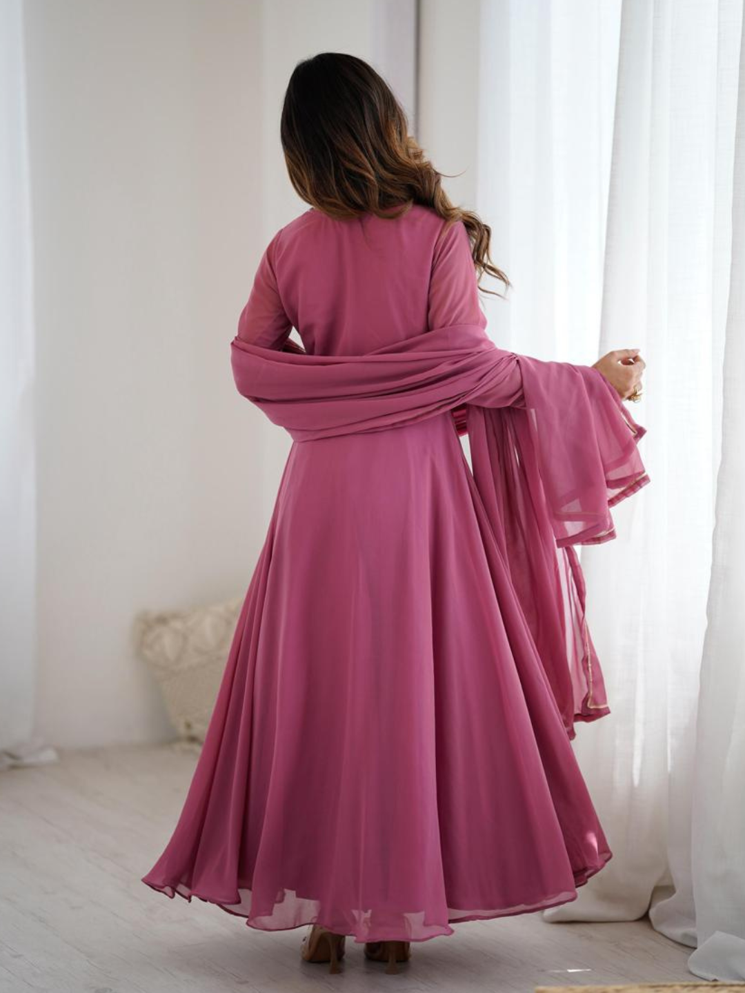 Dreamy Drapes Dupatta Set