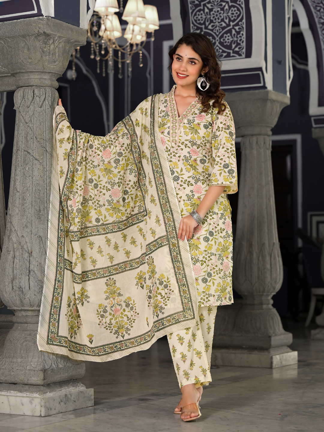 Off White Floral Print Dupatta Set With V Neck