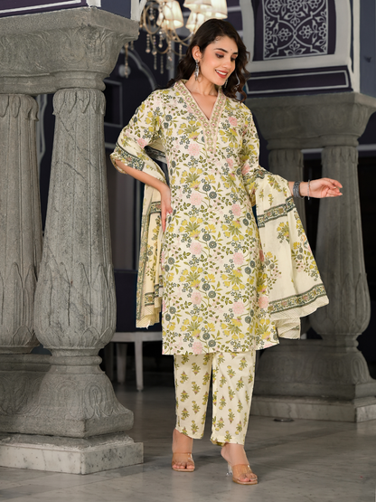 Off White Floral Print Dupatta Set With V Neck