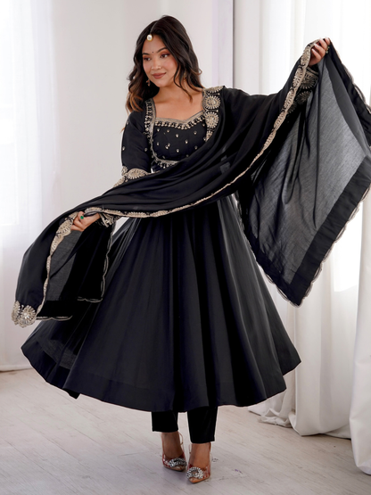 Elegant Aura Embroidered Anarkali