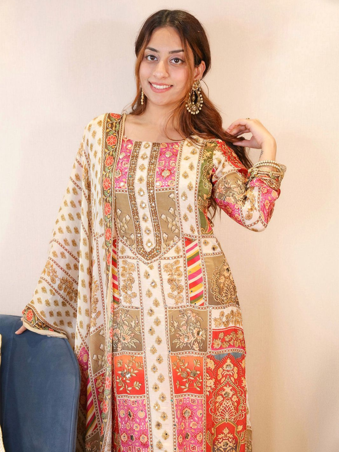 Chinon Silk Digital Print Dupatta Set