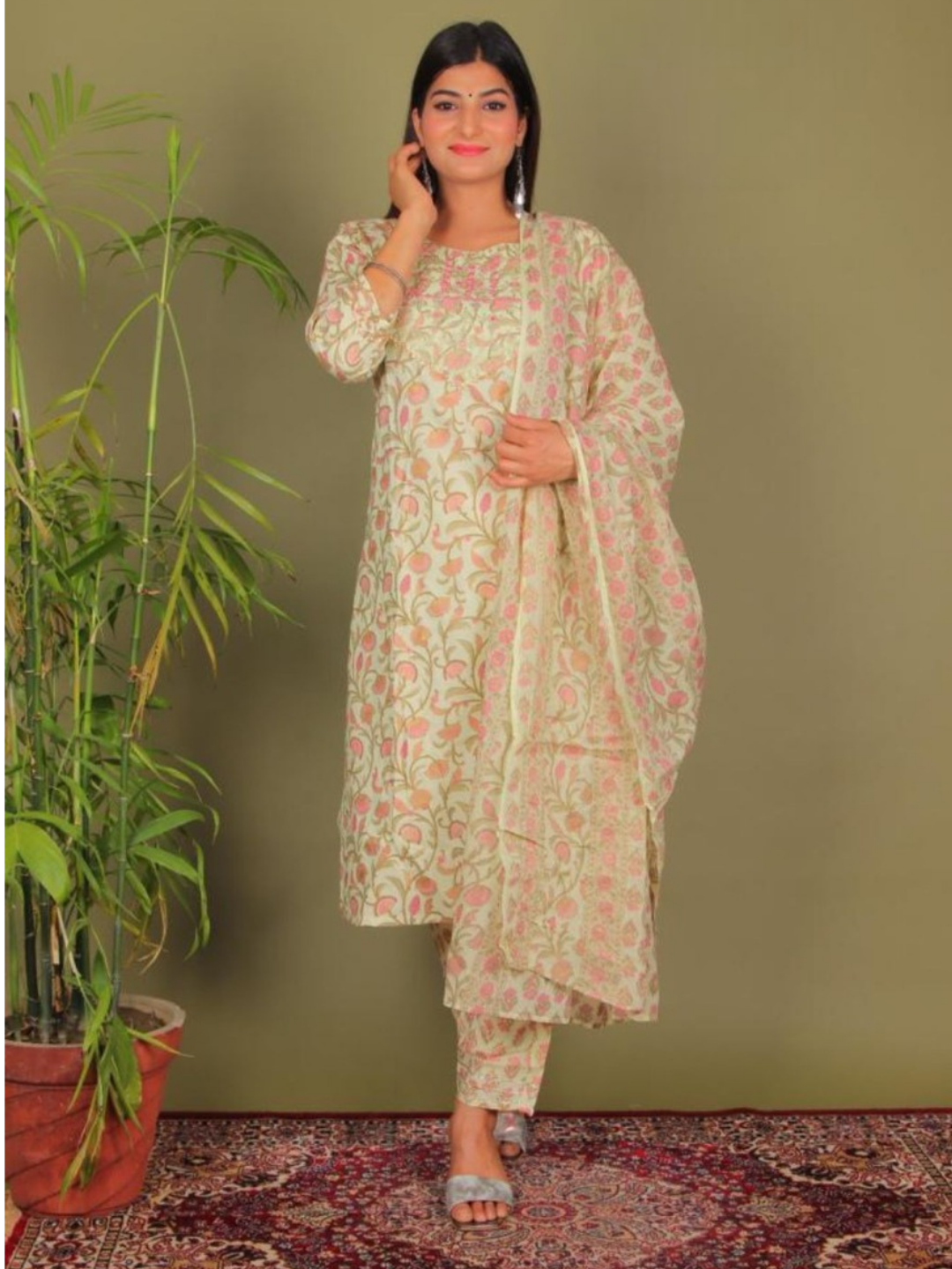 Mint Green Embroidered Dupatta Set