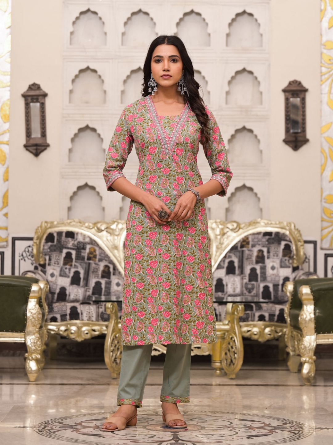 Mint Green Floral And Paisley Print Dupatta Set