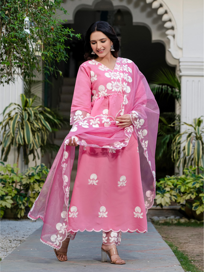 Elegant Grace: Roman Silk Embroidered Dupatta Set