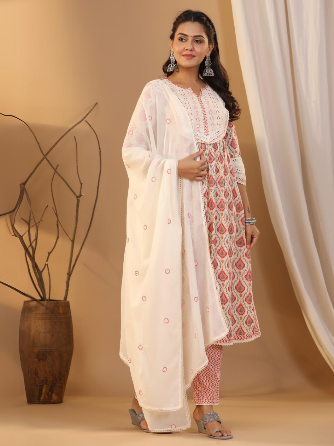 Red And White Printed Dupatta Set