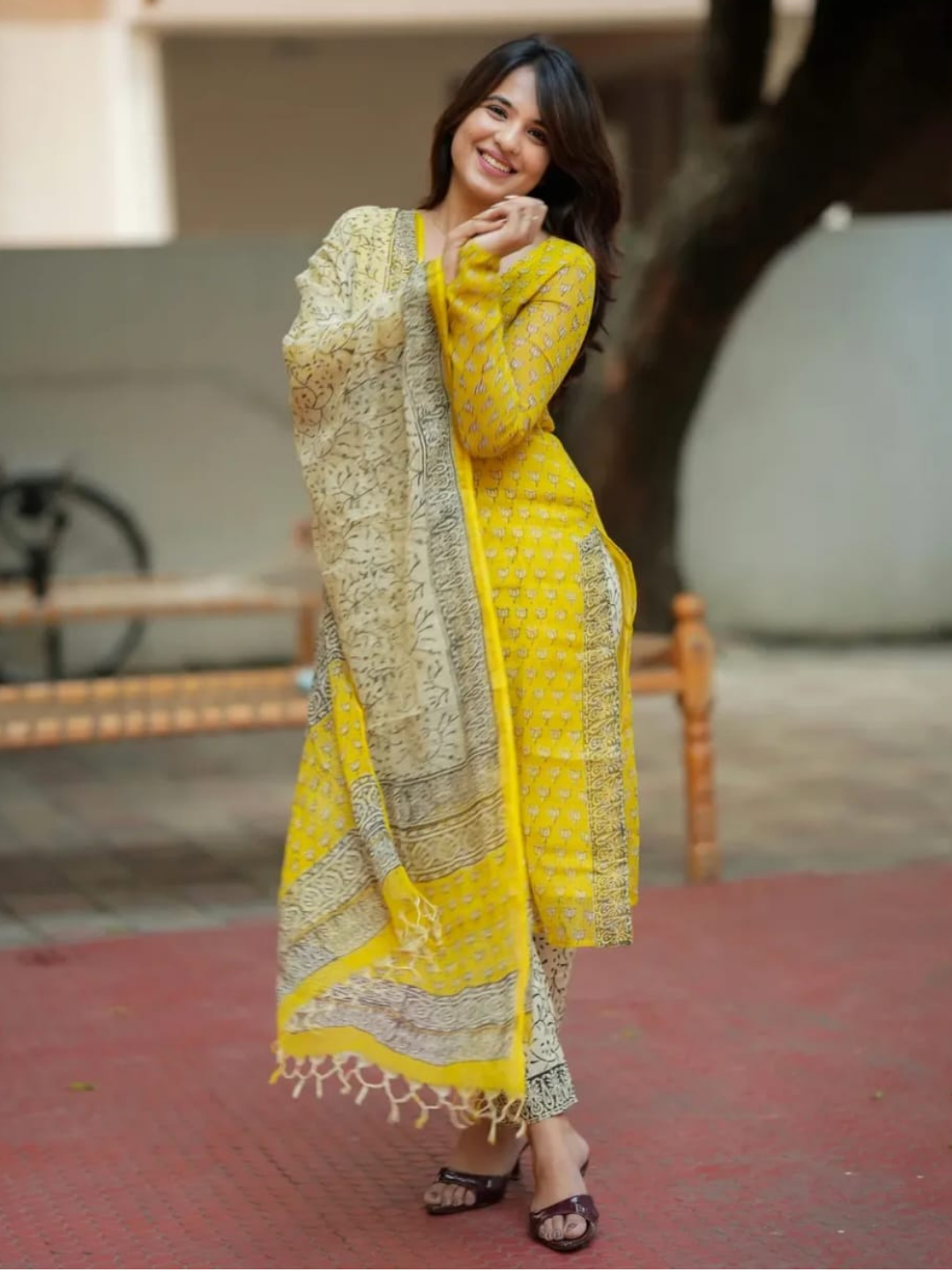 Premium Yellow Kota Doriya Dupatta Set
